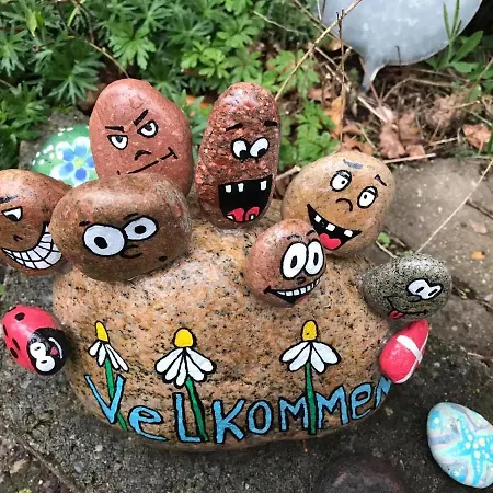 Konukevi Cutest Annex - Close To Heatherhill And Sea :-) *