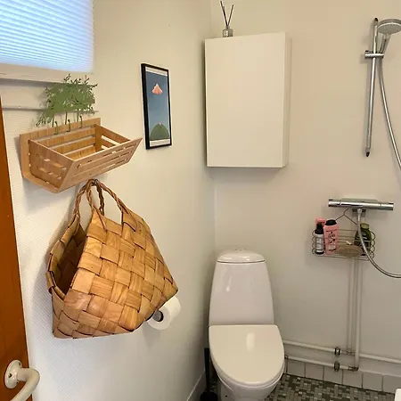 Konukevi Cutest Annex - Close To Heatherhill And Sea :-) *